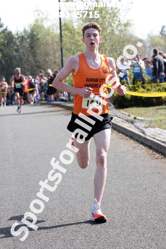 Senior mens 2019 Elswick Harirers Good Friday Road Relay, Newburn, Newcastle. Photo:  David T. Hewitson/Sports for All Pics